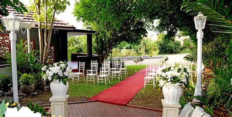 tudor lodge garden weddings.